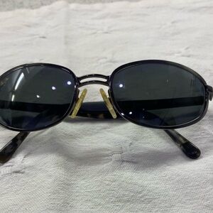 Maui Jim Black Oval Sunglasses with Dark Lenses